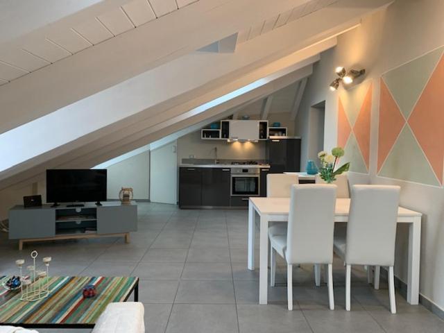 Mansarda Amore Appartement Cannobio Buitenkant foto